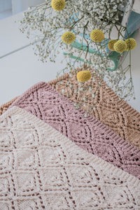 HOME DECOR KNITTING PATTERN: The Meadow Hand Towel